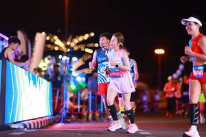 BIB: 199, 8769
                            <button type="button" onclick="openModal(22986143)" class="btn btn-primary btn-sm float-right btn-popup" data-toggle="modal" data-target=".modal-high-quality">
                        <i class="fas fa-shopping-cart"></i> Add to Cart
                    </button>
                                            <button type="button" onclick="isThisMe(22986143, true)" class="btn btn-success btn-sm float-right btn-popup btn-isme hidden" data-toggle="tooltip" data-placement="bottom" title="นี่คือรูปของคุณใช่ไหม คลิกที่นี่เพื่อเอาเข้าอัลบั้ม">
                        <i class="fas fa-plus"></i> Add to album
                    </button>
                    <button type="button" onclick="isThisMe(22986143, false)" class="btn btn-warning btn-sm float-right btn-popup btn-isnotme hidden">
                        <i class="fas fa-ban"></i> Remove from album
                    </button>